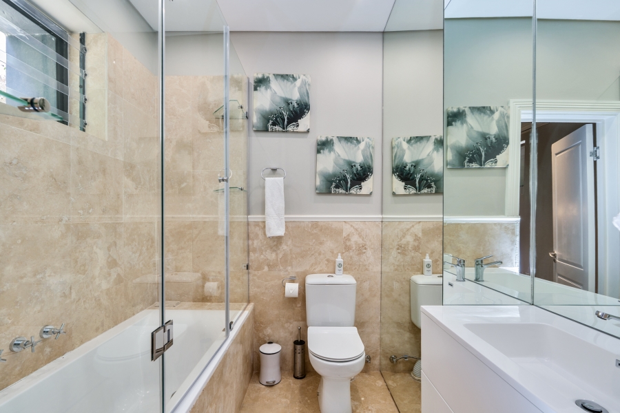To Let 2 Bedroom Property for Rent in Camps Bay Western Cape
